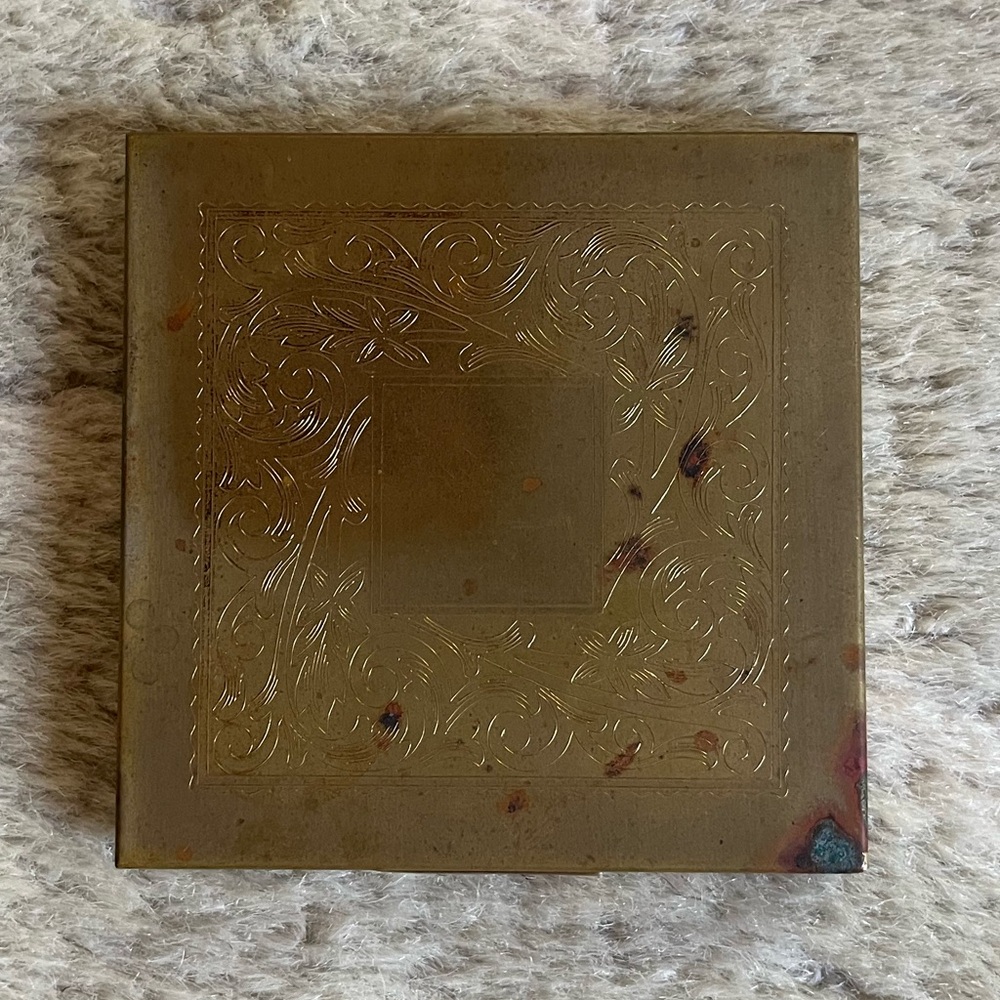 Vintage Elgin American Compact